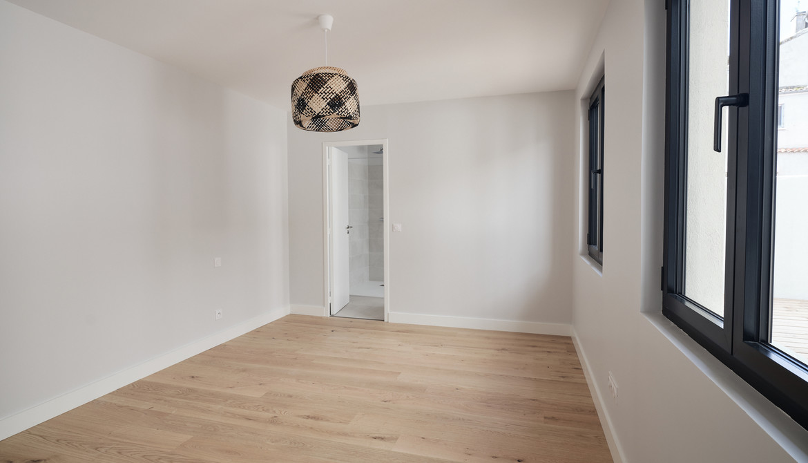 Suite parentale avec salle de bain - rénovation haut de gamme - Les promoteurs
